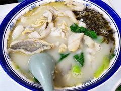 招牌黄鱼面-明呈黄鱼面馆(斜土路店)
