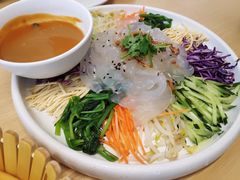 东北七彩大拉皮-关东小磨东北菜(上海长风大悦城店)