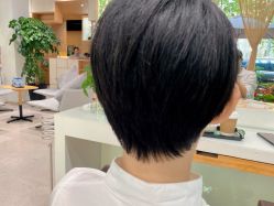 -CARR SALON