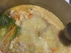 -洪氏嗨捞·猪肚鸡火锅(阳光天地店)