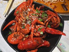 -巴厘龙虾·榜首油焖大虾(音乐学院·沿江酒馆店)