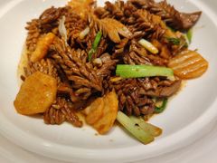 -闫府私房菜·老字号(恒隆店)