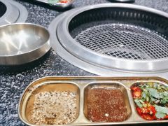 -红泥小火炉·东北泥炉烤肉(天一旗舰店)