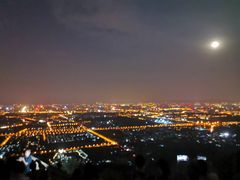 -鬼笑石后山停车场
