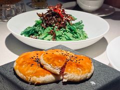 云南重瓣鲜花饼-云腾食府·云南菜