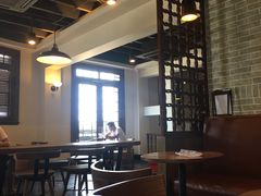 大堂-星巴克(宁波老外滩店)