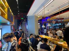 等位区-龍歌自助小火锅(城阳万象汇店)