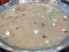 -老来福·非遗酸汤兔(凯旋路店)