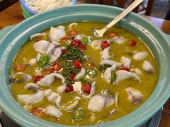 -重庆鸡公煲·青锅花椒鱼(牡丹江路店)