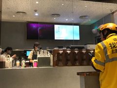 -喜茶(北京华贸购物中心店)