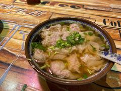 招牌野馄炖-老谢野馄饨(延安路店)