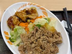 肥牛鸡排双拼饭-吉野家(上海美罗城店)
