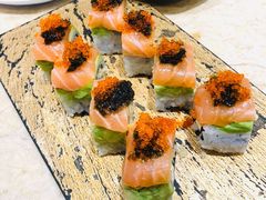 三文鱼牛油果卷-东京屋(武定路店)