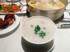 -肥仔文澳门猪骨煲(南京西路店)