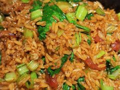 青菜香肠炒饭-佬肥猫(国华广场店)