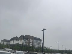 -融创茂-停车场