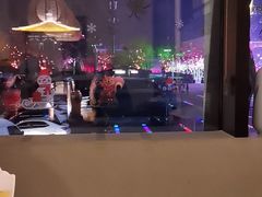 -萤初高端日料王(曲江银泰店)
