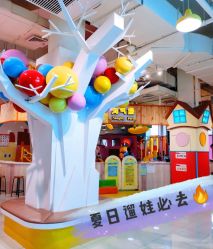 -趣玩空间蹦床乐园(临平旗舰店)