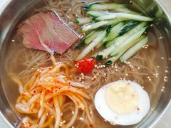 -拌来拌去石鍋拌飯(文鼎店)