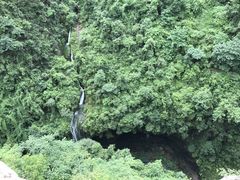 -天坑地缝国家地质公园-停车场