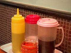 -丽虹云南过桥米线(兴工街店)