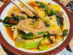 -马路牙子烧烤音乐酒馆(望京店)