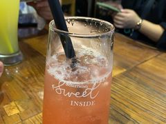 草莓汁-炸鸡情侣韩式料理(中央大街店)