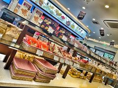 面包甜点陈列柜-红宝石·鲜奶小方·海派西点房(浦三店)