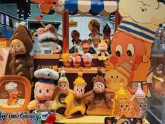 -泡泡玛特POPMART(侨福芳草地店)