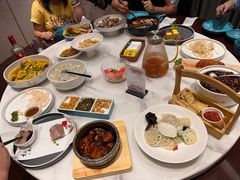 -荷塘秋月·本帮江浙菜(国权路店)