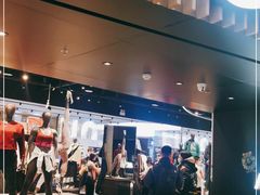 -NIKE品牌体验店(金源新燕莎店)