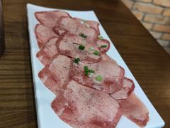 牛舌-·缸桶屋·韩式牛肋条自助烤肉(西湖D11店)