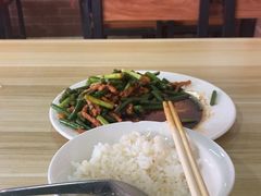 -巧味小馆