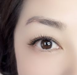 -爱美睫美甲会馆