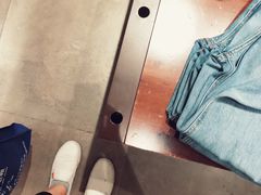 -URBAN REVIVO(高德置地广场·春广场店)