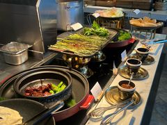-锦厨国际自助餐厅 · 云端景观 (昆明索菲特大酒店)