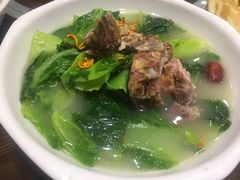 咸猪骨煲淋大芥菜-石岐乳鸽村(南海第三分店)