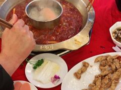 -山城年华老火锅(玉林店)