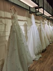 -南京宝娜嫁衣婚纱礼服馆(中央路店)