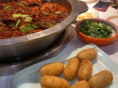 -老哥门肥肠鱼(鱼嘴店)