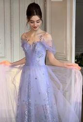 -衣贝姿婚纱礼服馆