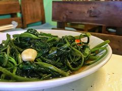 -Kat's Kitchen