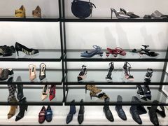 -CHARLES&KEITH(1234space店)