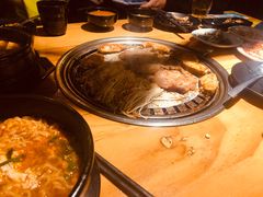 -极简·炭火烤肉主题餐厅·龙虾烧烤·烤羊排(宝龙店)