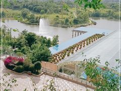 -三岔湖环球融创天堂洲际酒店水乐园