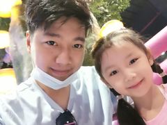 -蓝精灵乐园·世茂精灵之城主题乐园