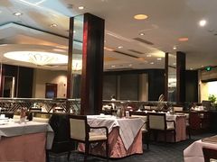 -御花园·粤菜·海鲜火锅(中山公园店)