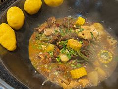 -袁小二大东北铁锅炖(吉祥村总部)