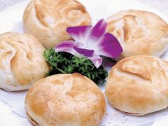 驴肉火烧-鹊华居·地道鲁菜·海鲜·融合味(大明湖店)