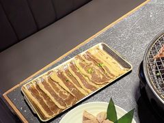 -草家酱蟹炭火烤肉店(珲春南路二店)